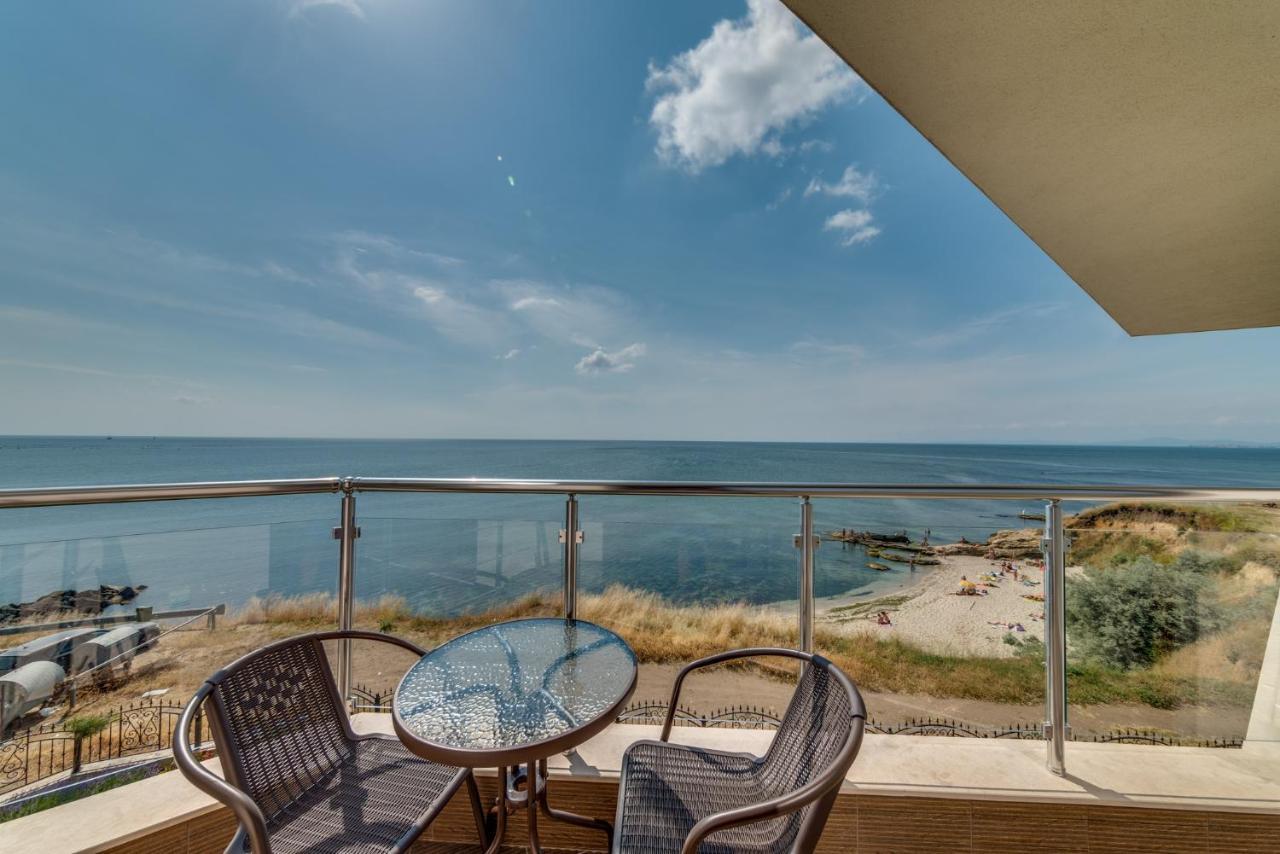 Apartcomplex Golden Bay Ravda Exteriör bild