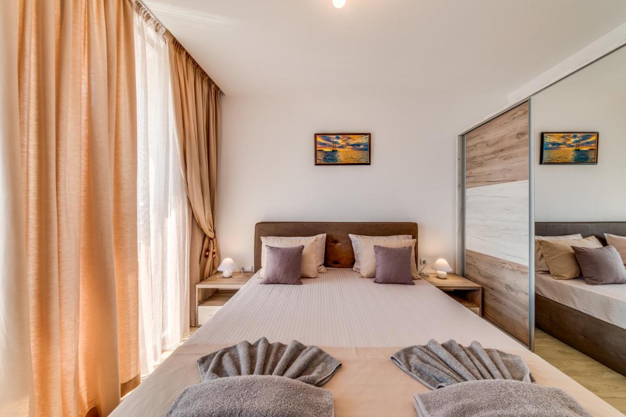 Apartcomplex Golden Bay Ravda Exteriör bild