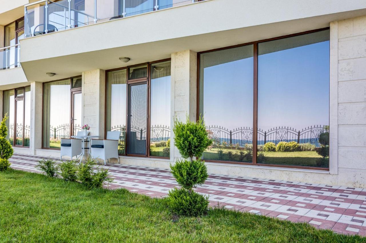 Apartcomplex Golden Bay Ravda Exteriör bild