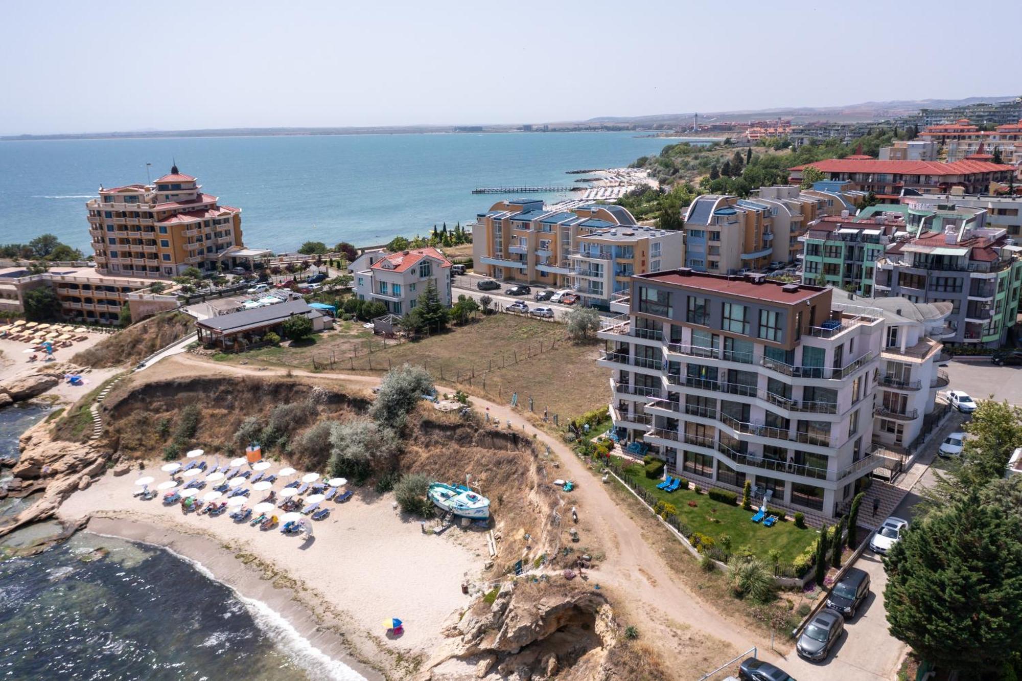 Apartcomplex Golden Bay Ravda Exteriör bild