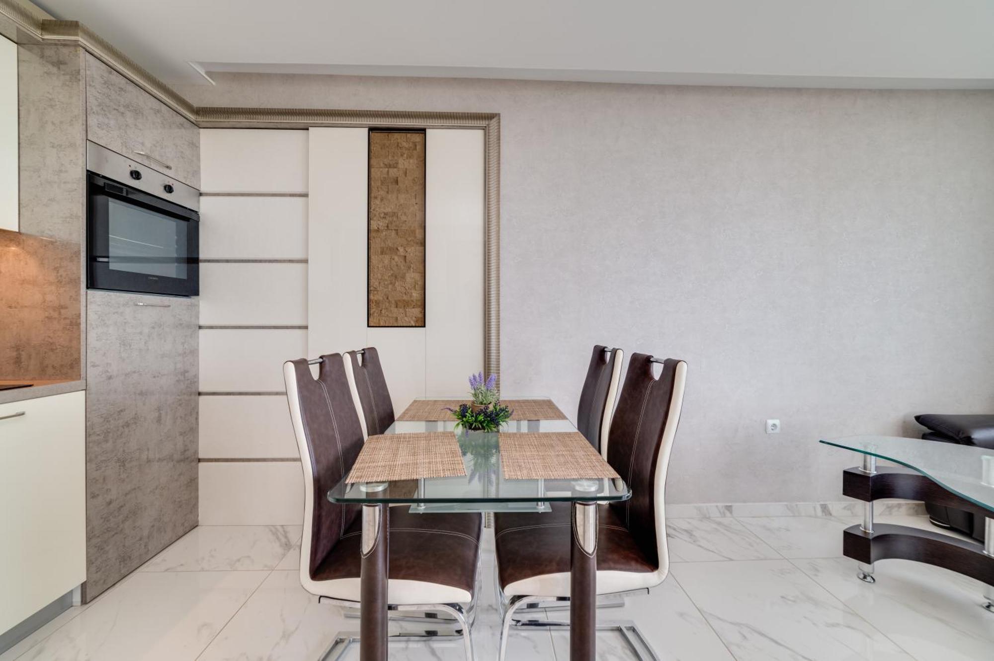 Apartcomplex Golden Bay Ravda Exteriör bild