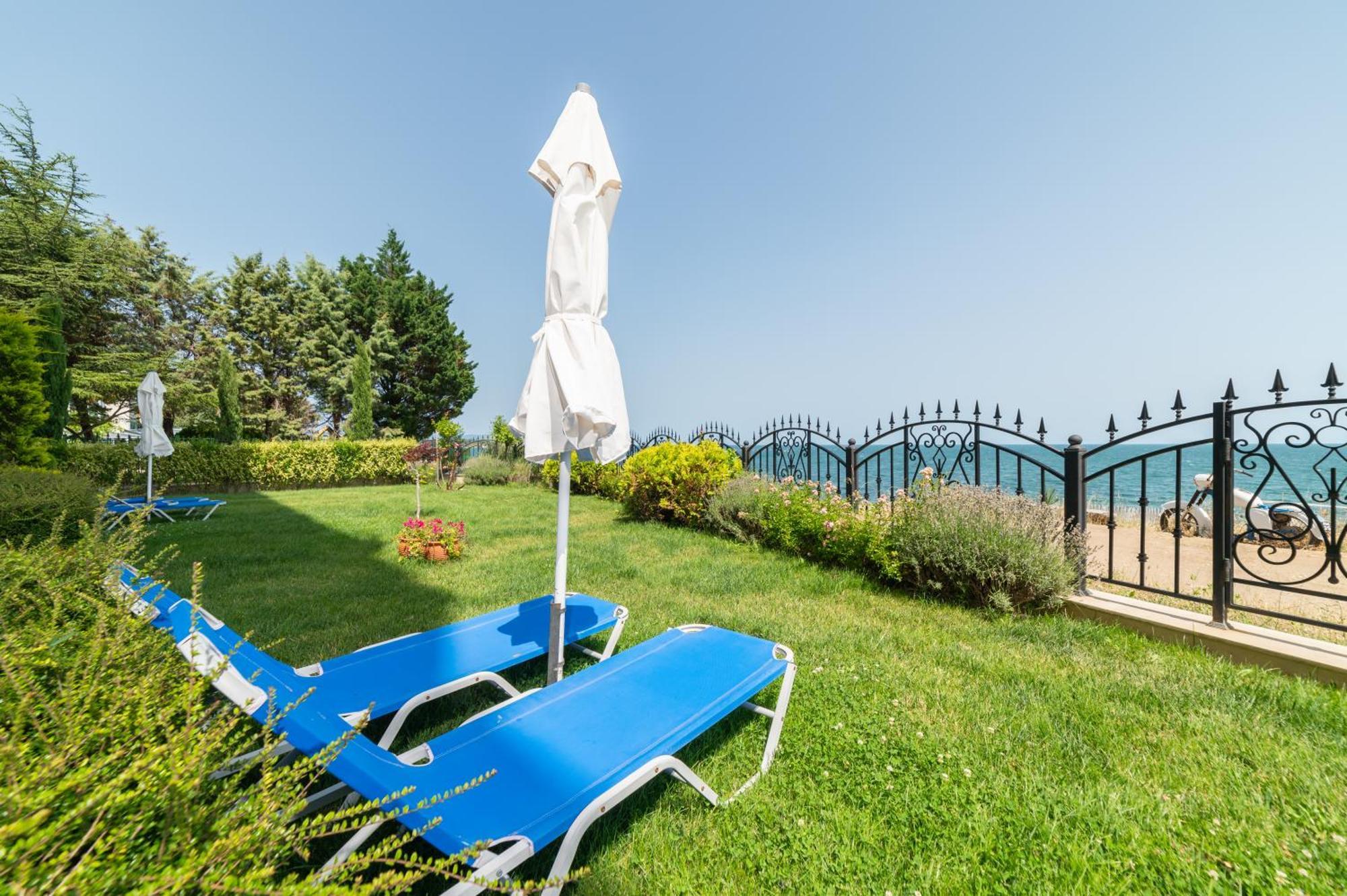 Apartcomplex Golden Bay Ravda Exteriör bild