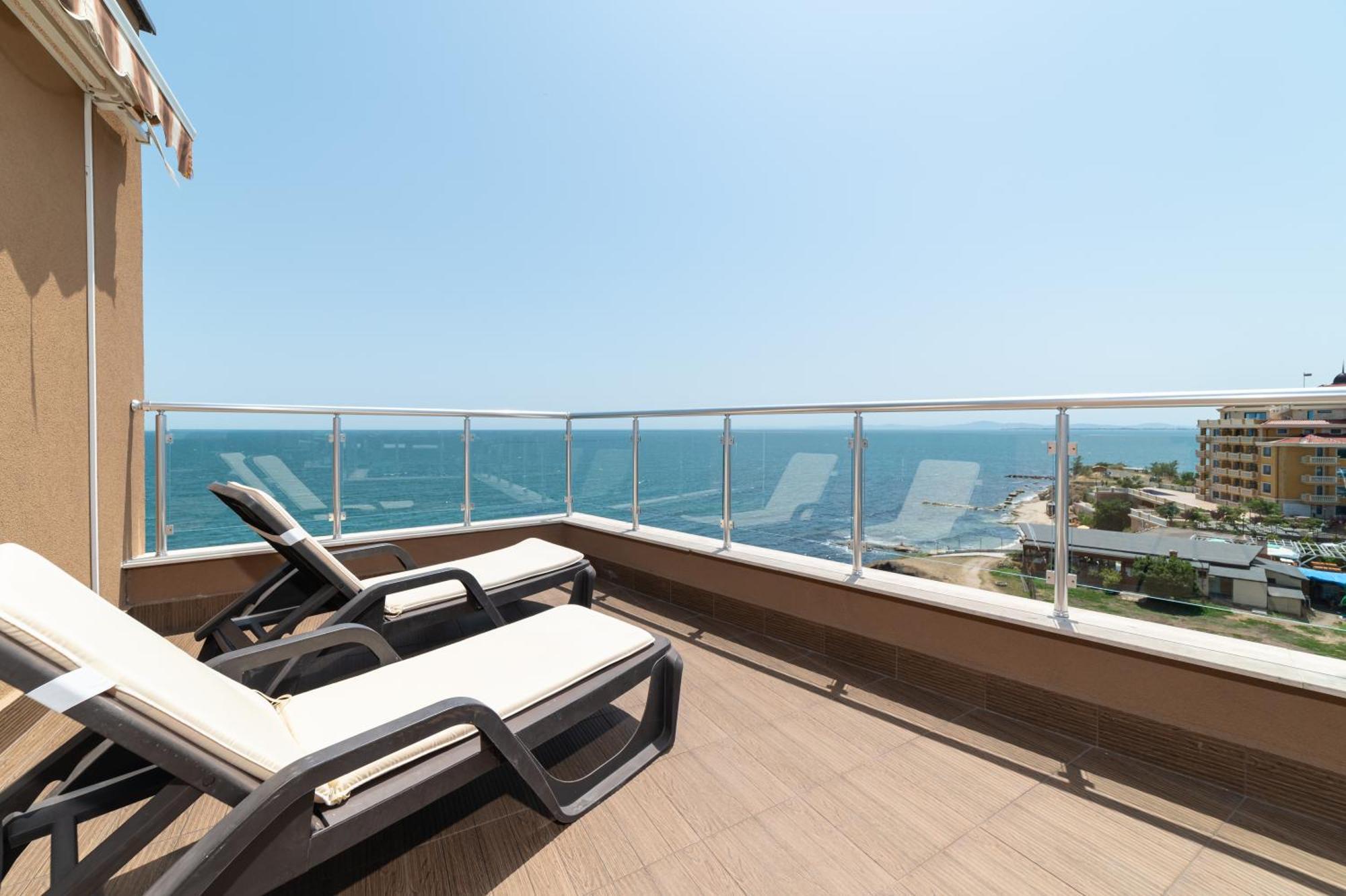 Apartcomplex Golden Bay Ravda Exteriör bild