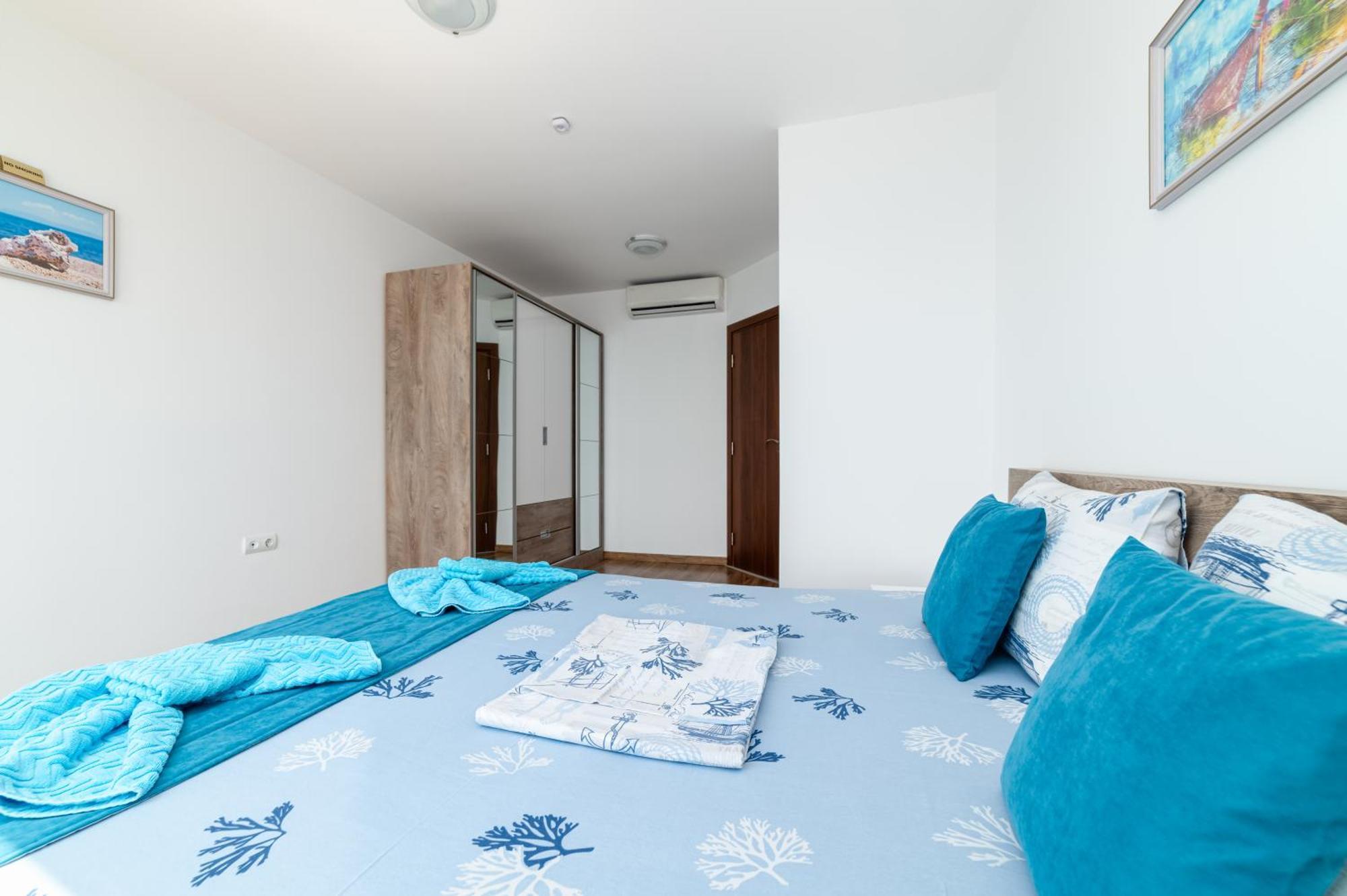 Apartcomplex Golden Bay Ravda Exteriör bild