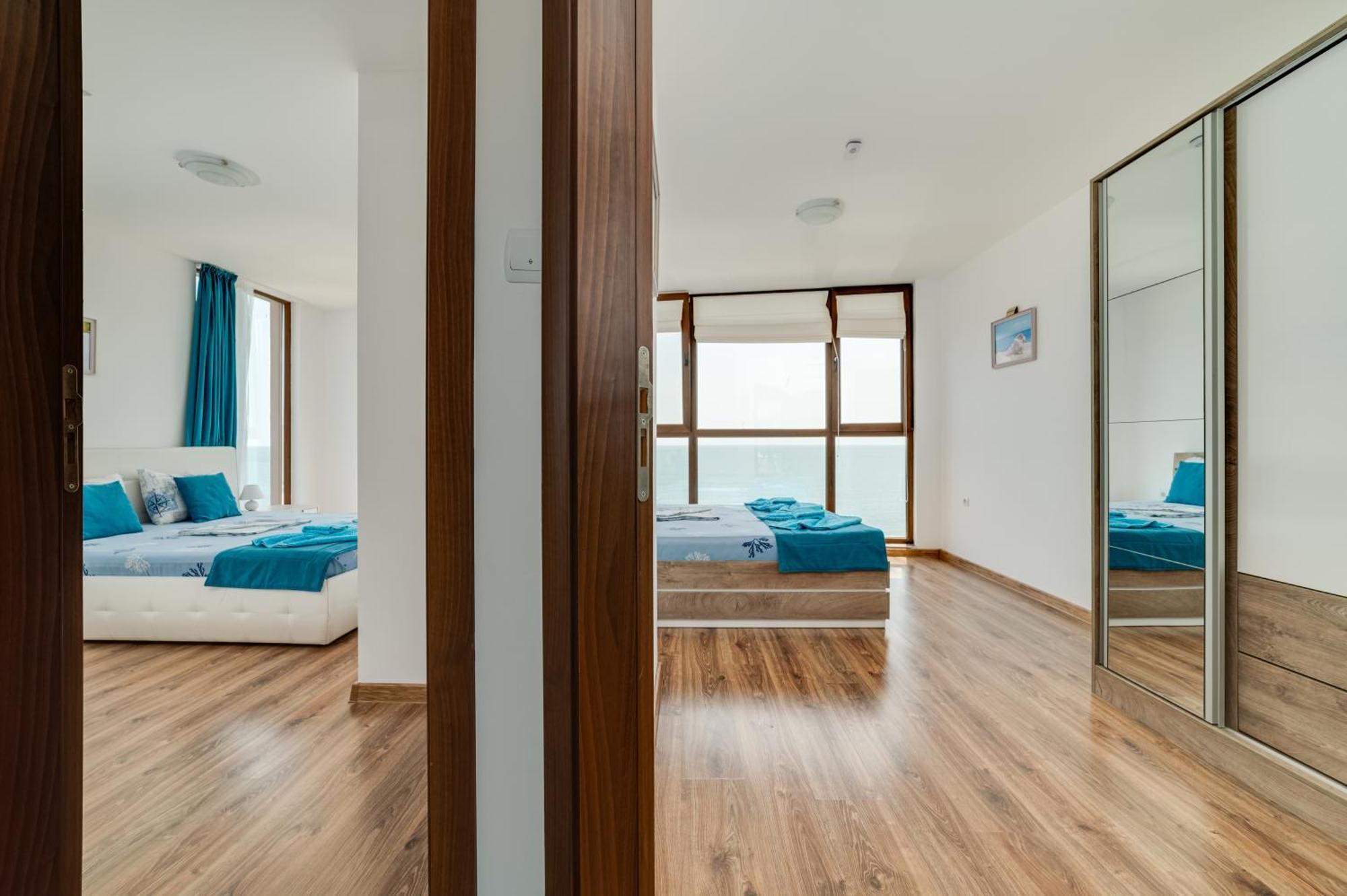 Apartcomplex Golden Bay Ravda Exteriör bild