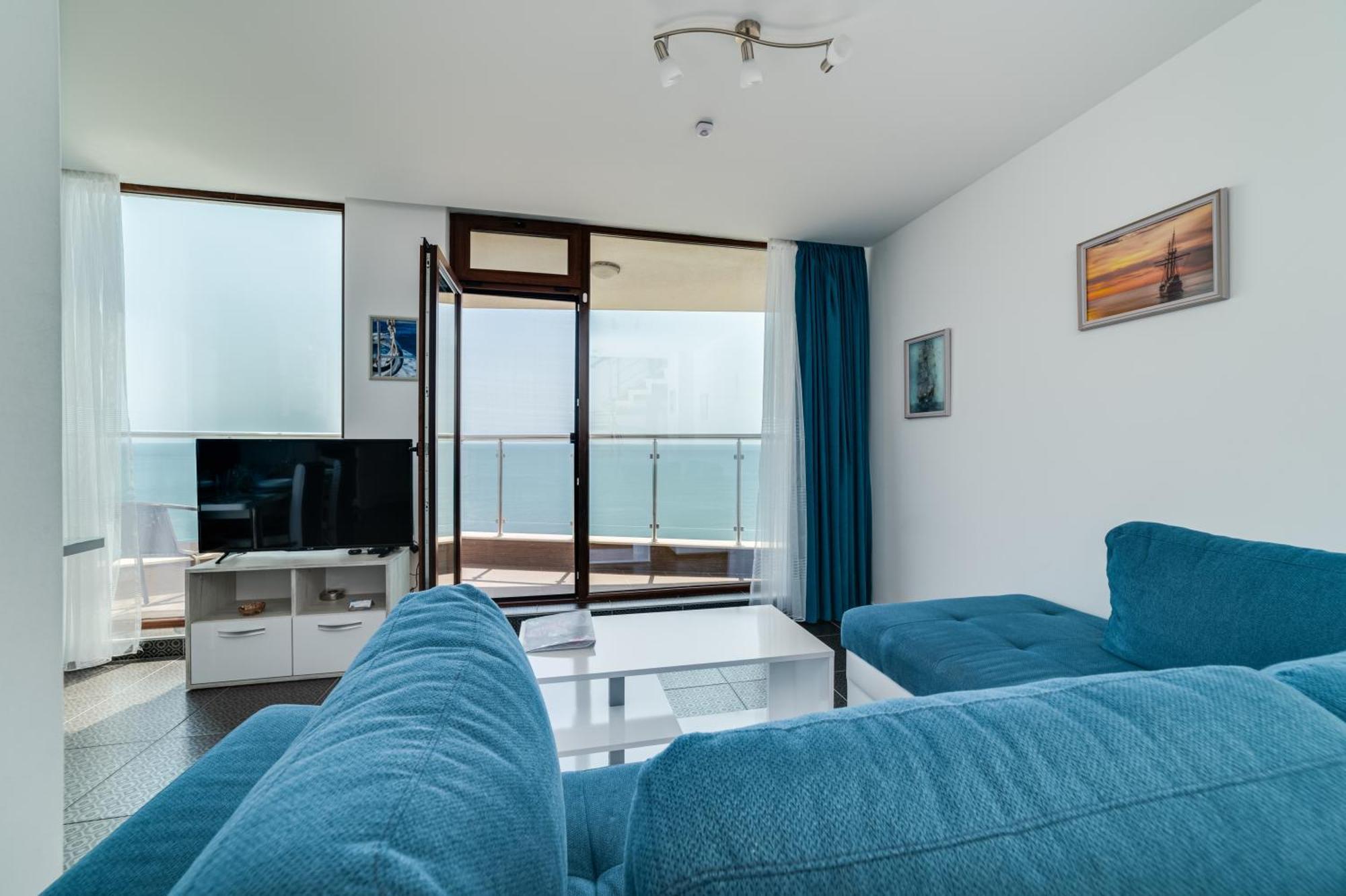Apartcomplex Golden Bay Ravda Exteriör bild
