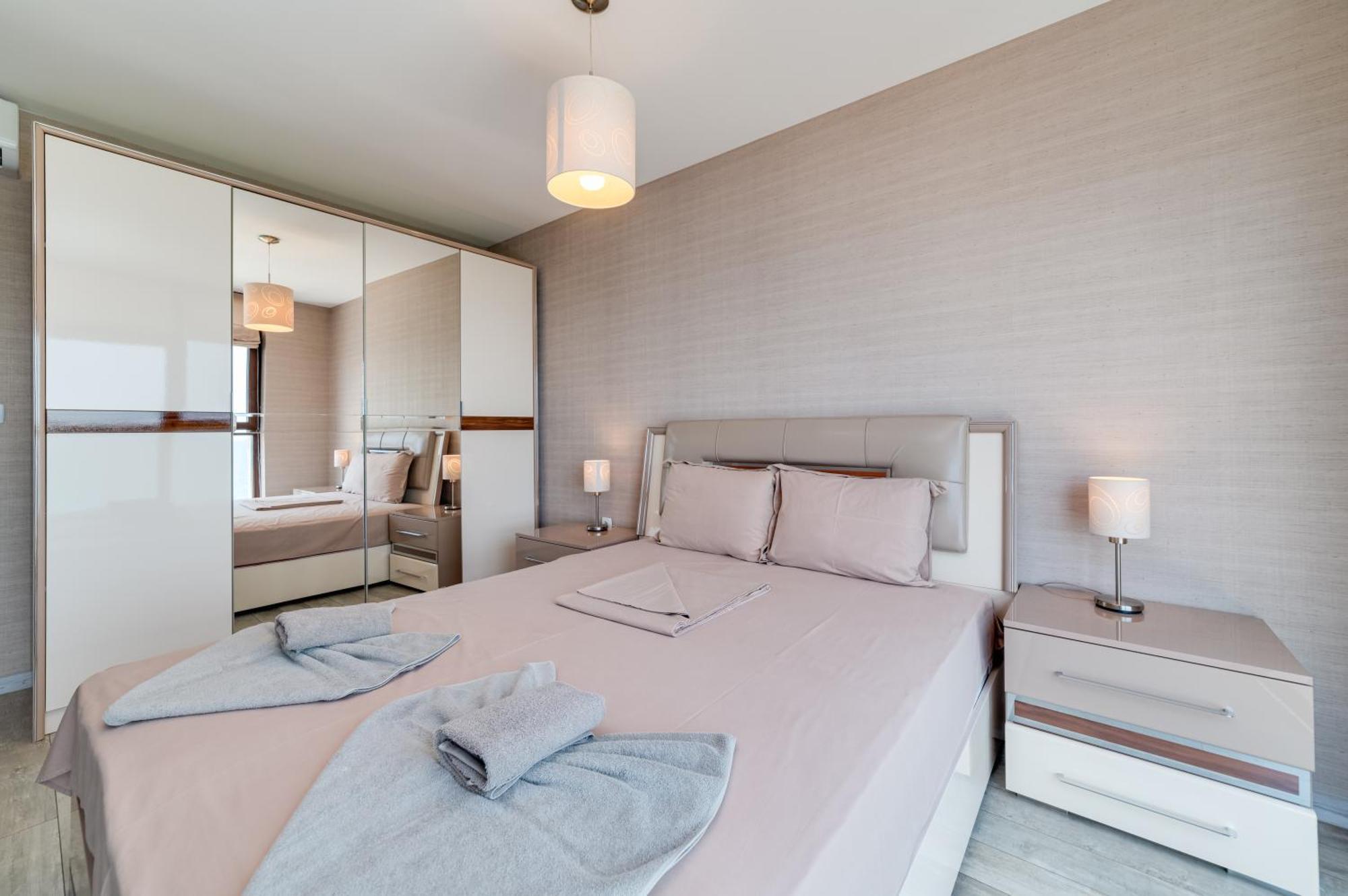 Apartcomplex Golden Bay Ravda Exteriör bild