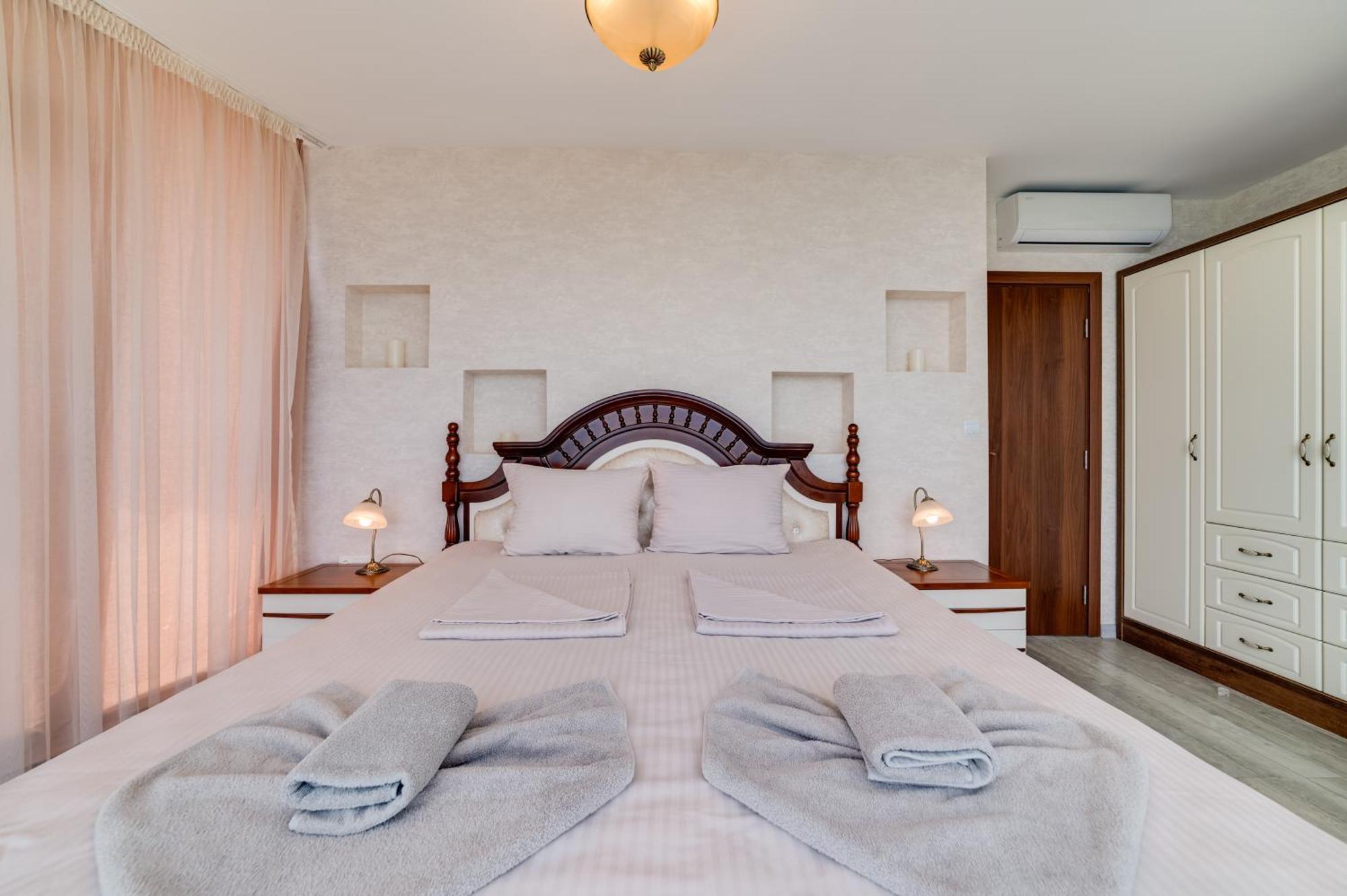 Apartcomplex Golden Bay Ravda Exteriör bild