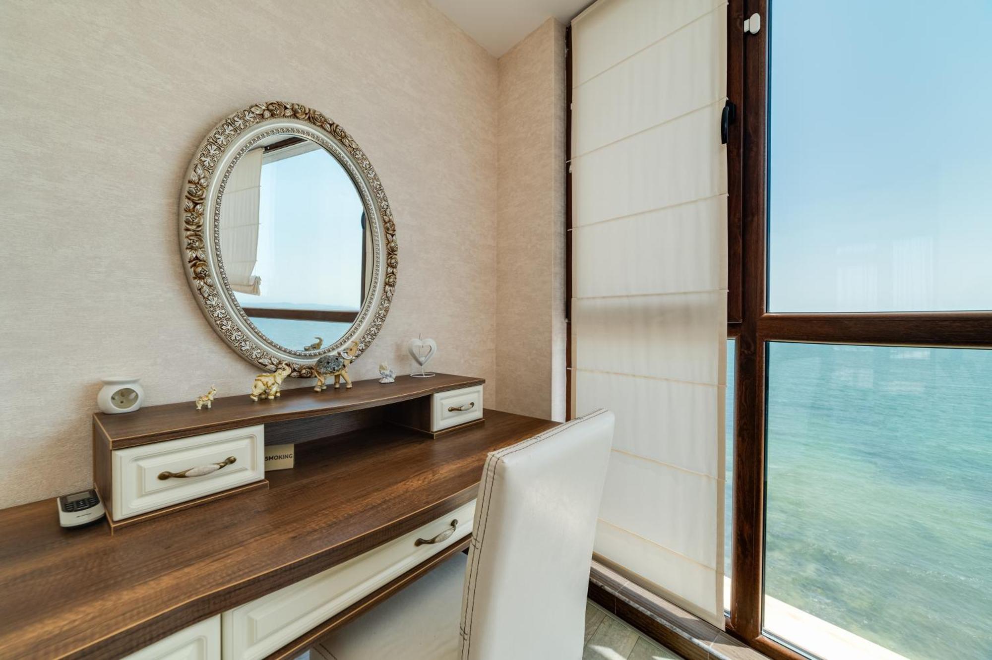 Apartcomplex Golden Bay Ravda Exteriör bild
