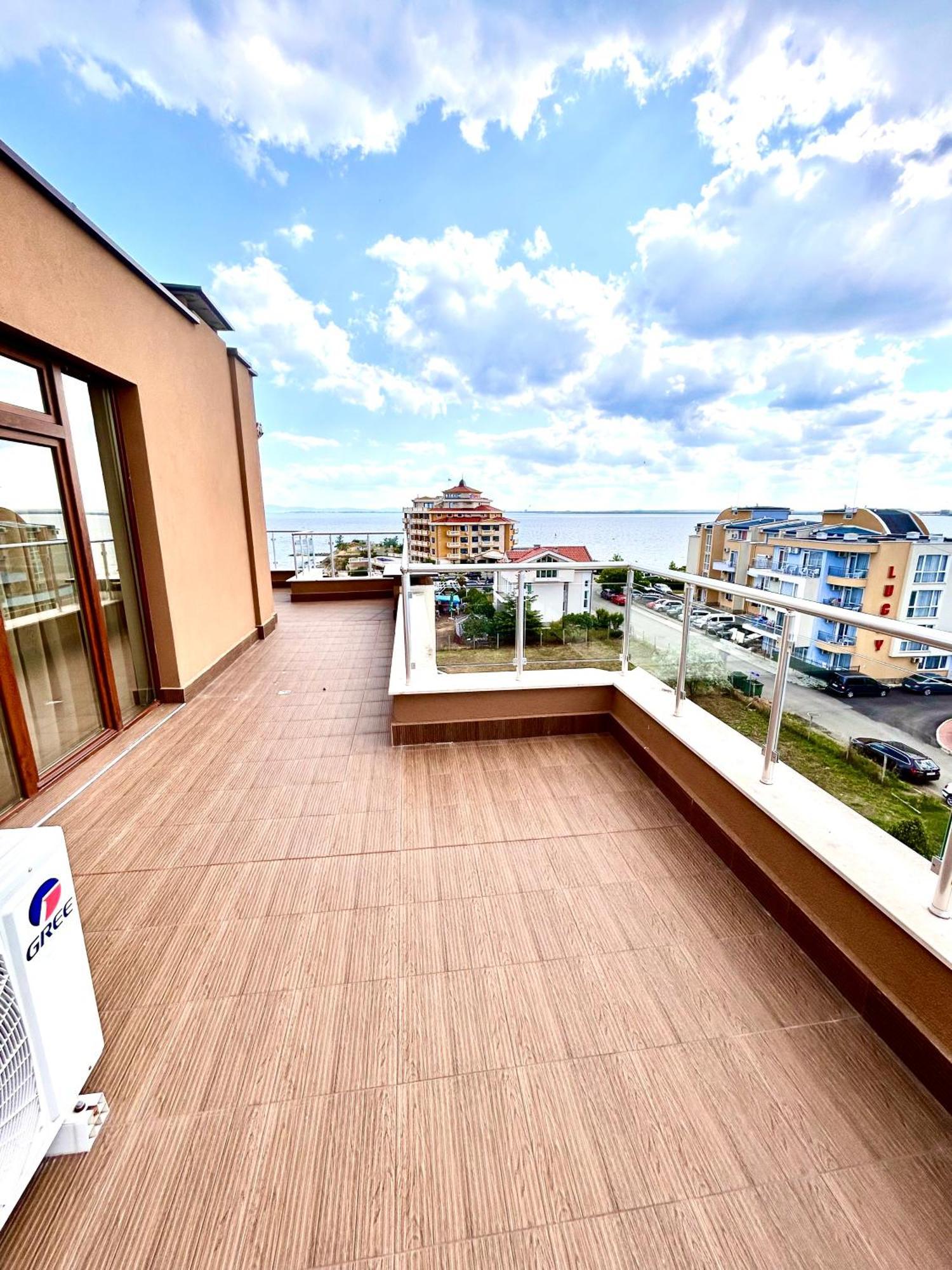 Apartcomplex Golden Bay Ravda Exteriör bild